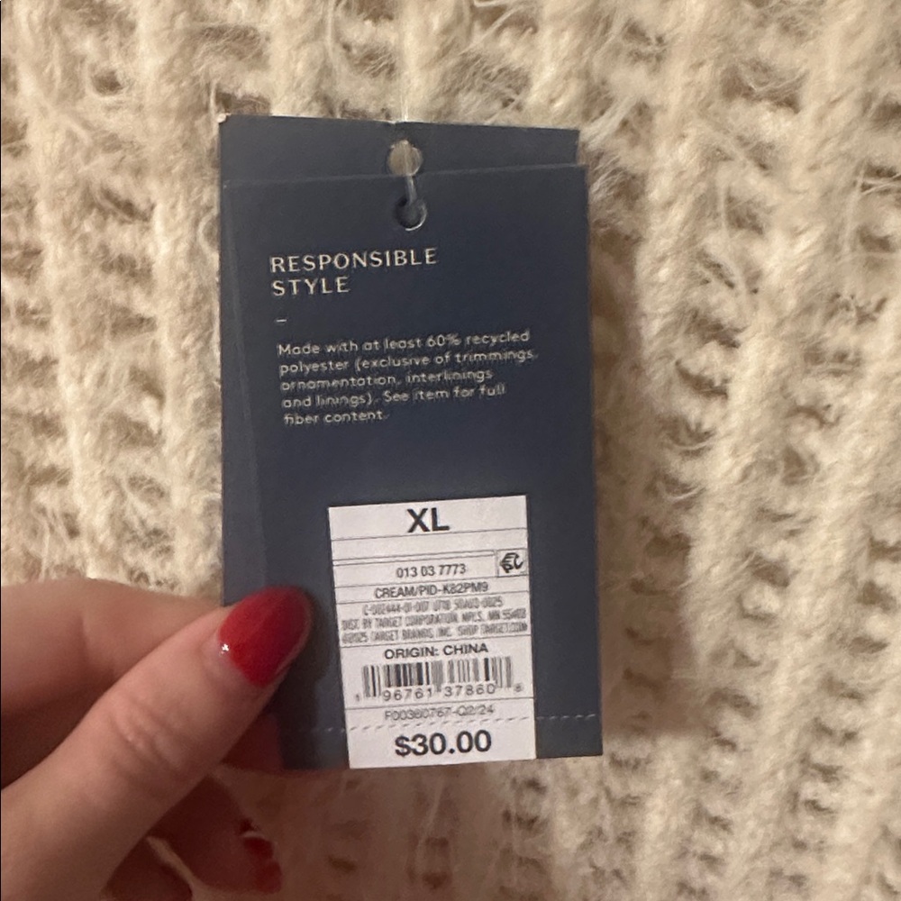 NWT Universal Thread sweater NWT - image 3